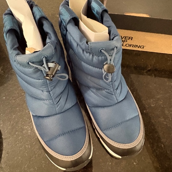 NIB - THE NORTH FACE Kids' Thermoball Pull-on Wp Boot  -  SZ 7 big kid - Picture 7 of 15